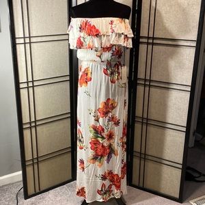 Illa Illa floral rufffled off the shoulder maxi dress size medium party wedding